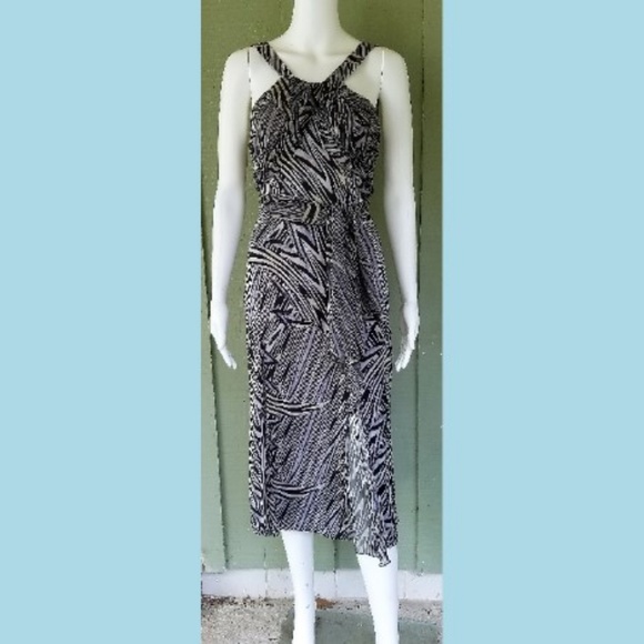 Diane Von Furstenberg Dresses & Skirts - DIANE VON FURSTENBERG Navy Blue SEAVY Silk Dress